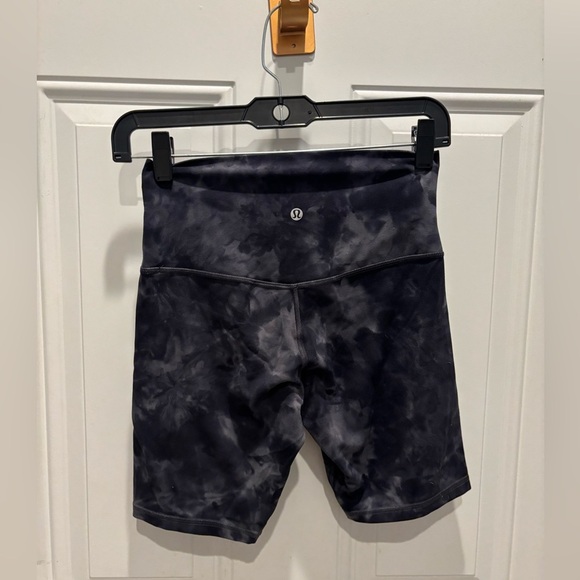 Lululemon Align Short 8" *Diamond Dye
Diamond Dye Pitch Grey Graphite Grey - Picture 4 of 5